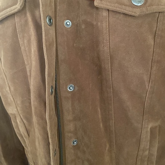 Levi's Women's Classic Sherpa Lined Trucker Jacket Cognac - Picture 8 of 16